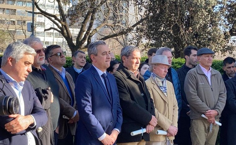 Javkin y el robo de cables en el puente Rosario-Victoria: “No se interviene”.