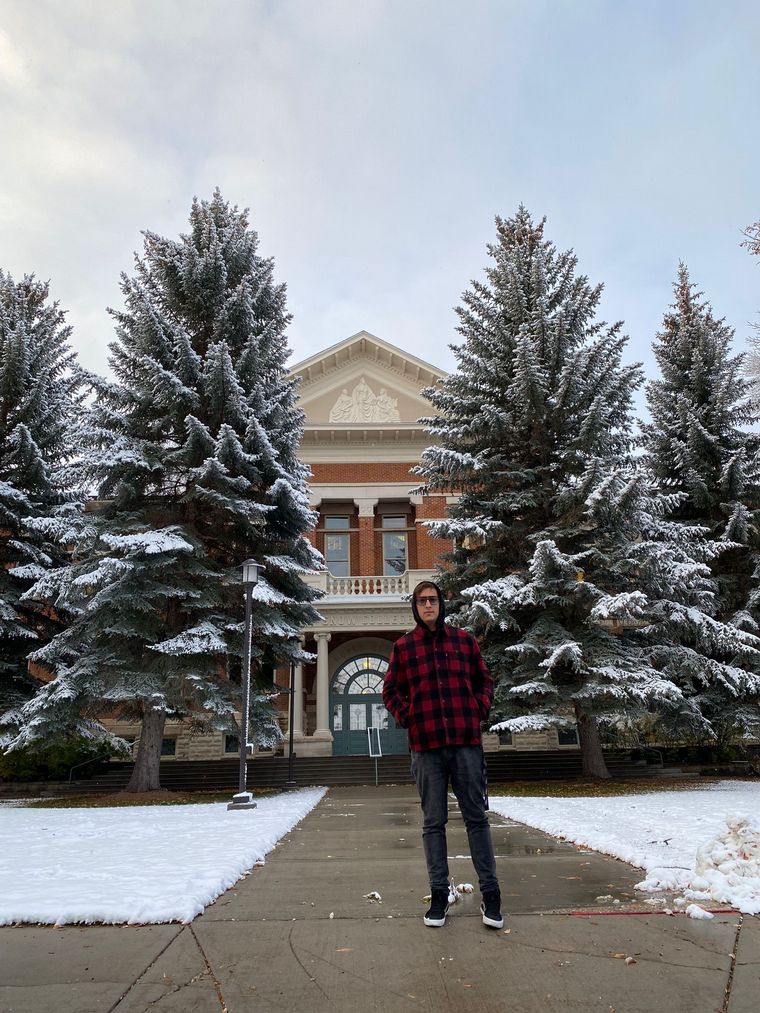 Estudió música en Córdoba y se perfecciona en los paisajes imponentes de Ohio.