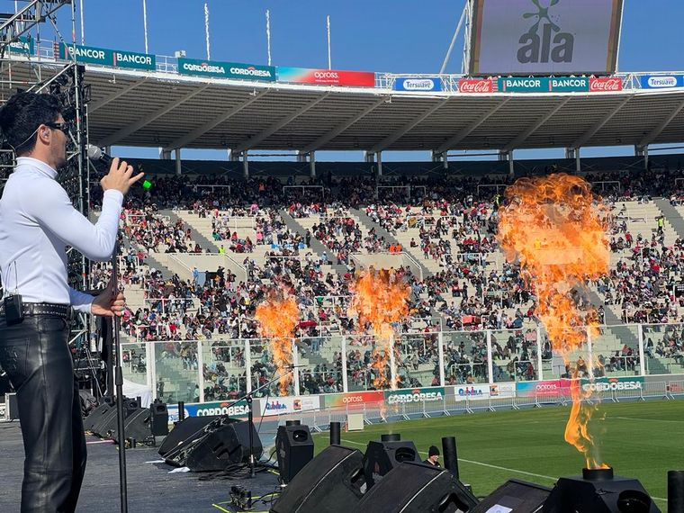 Juan Ingaramo fue uno de los artistas presentes en el evento de Cadena 3.
