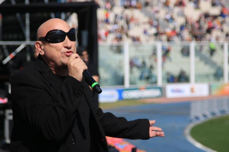 La Mosca enloqueció al público con la canción del mundial