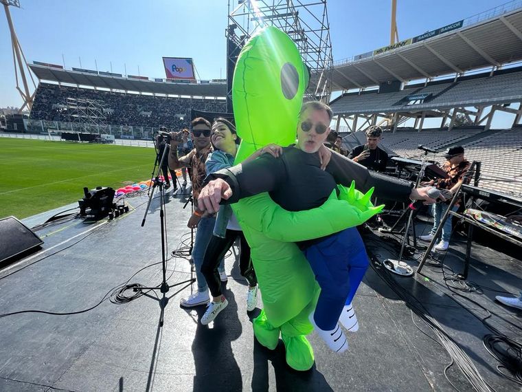 Un divertido cierre a puro cuarteto de la mano de LBC y Euge Quevedo