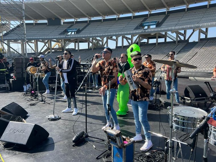 Un divertido cierre a puro cuarteto de la mano de LBC y Euge Quevedo