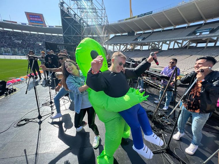 Un divertido cierre a puro cuarteto de la mano de LBC y Euge Quevedo