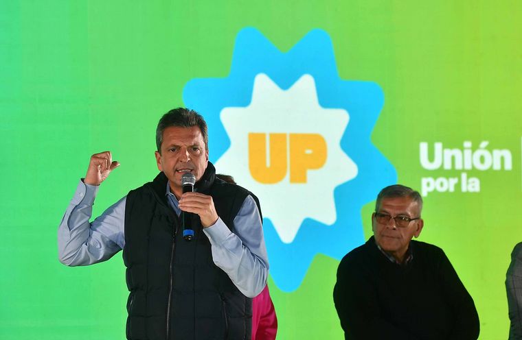 Sergio Massa durante el acto en el club Ferro. 