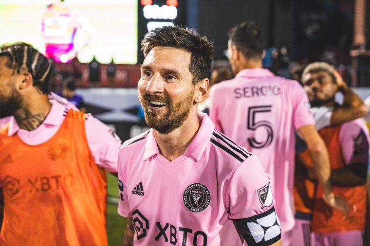 Las mejores fotos de la actuación memorable de Messi ante Dallas. (@InterMiamiCF)