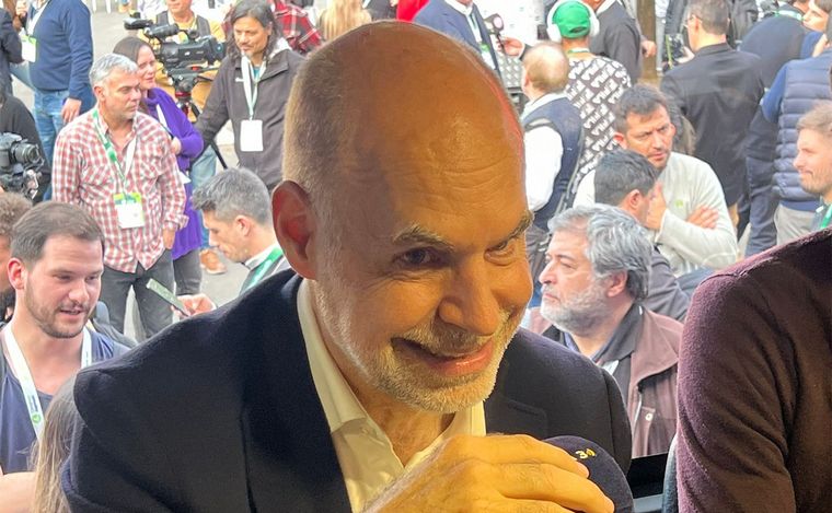 Larreta, junto a Pullaro y Javkin con Cadena 3 en el Congreso Aapresid 2023. 