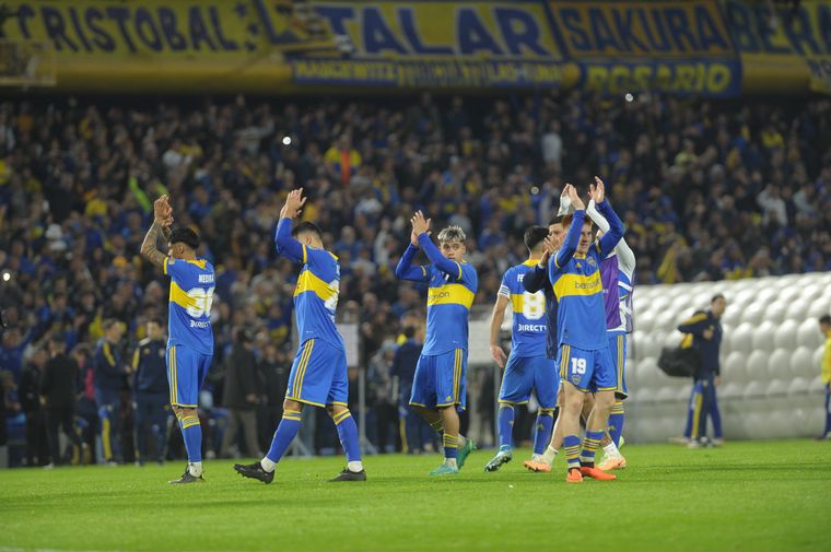 Boca venció a Nacional y avanzó a cuartos de final.