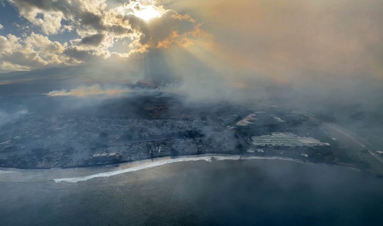 FOTO: Incendios en Hawái: 36 muertos y miles de evacuados.