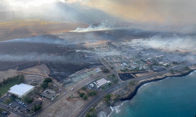 Incendios en Hawái: 36 muertos y miles de evacuados.
