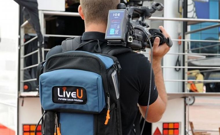 Roban equipos y artículos personales de móvil de Telefe Rosario en pleno centro.