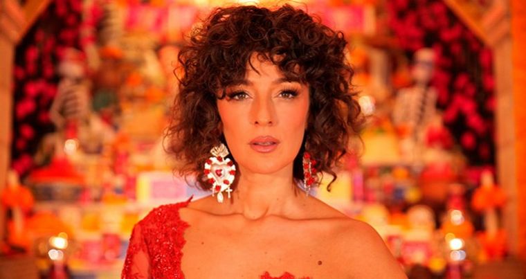 Mara Barros llega a Córdoba y presenta su nuevo álbum “Me nace el corazón”