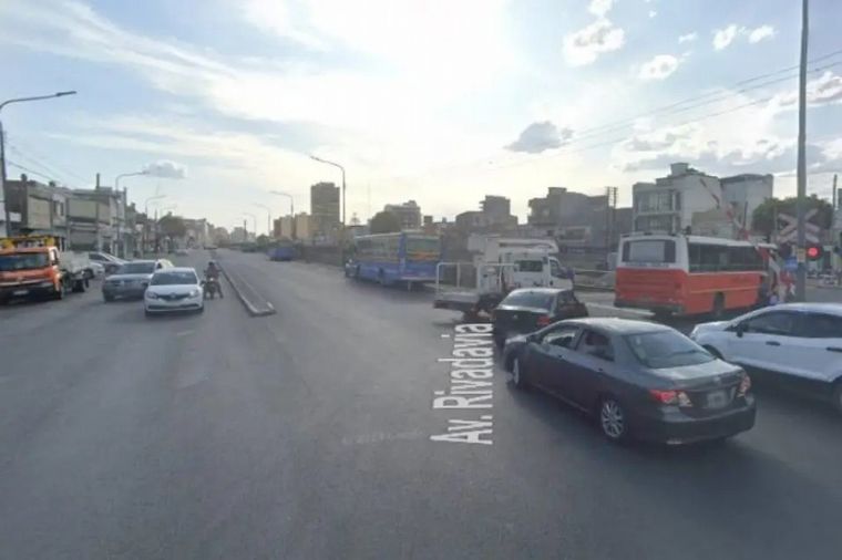 Colectivero fue arrastrado por camioneta tras una discusión de tránsito (Foto: NA)