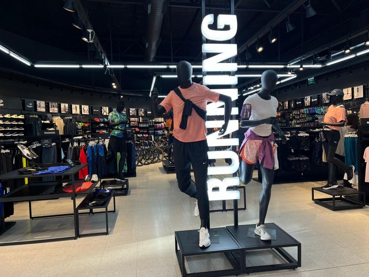 Dexter de Fuerza Aérea reabrió sus puertas con novedades y muchas marcas