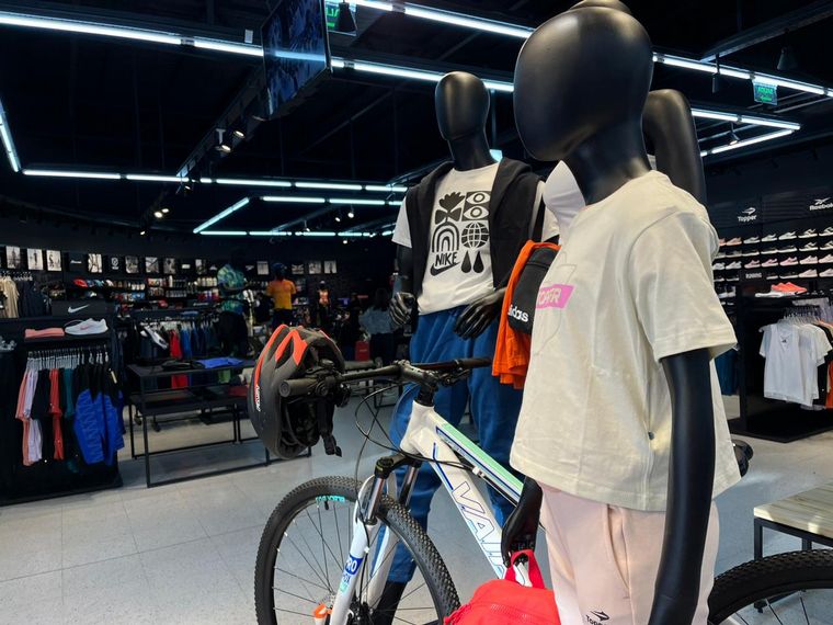 Dexter de Fuerza Aérea reabrió sus puertas con novedades y muchas marcas