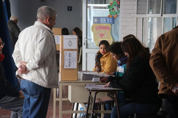 PASO: los argentinos eligen a los candidatos en las elecciones presidenciales