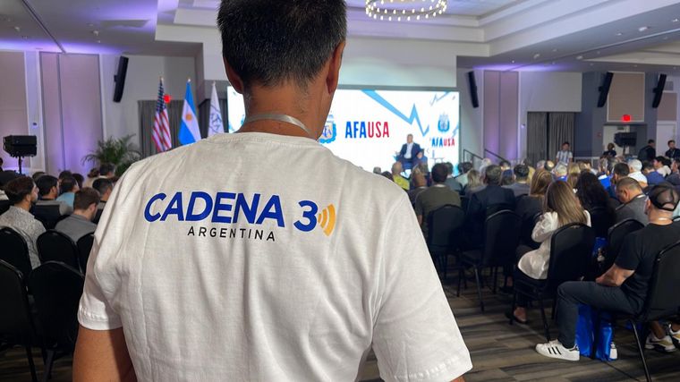 Cadena 3, en el centro de entrenamiento de AFA en EE.UU.
