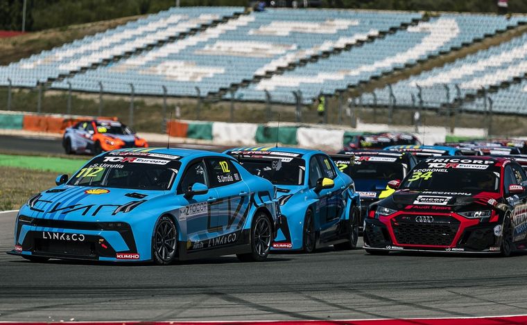 El internacional uruguayo 'Santi' Urrutia es una de las figuras del TCR World Tour