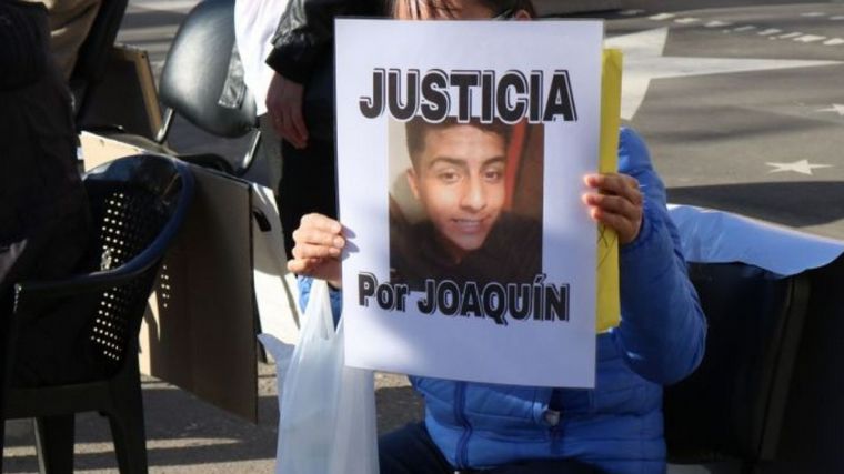 FOTO: Prisión perpetua al policía por cuyo disparo fue asesinado Joaquín Paredes.