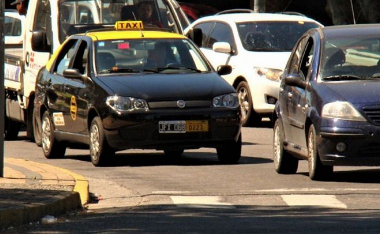 FOTO: Aumentó la tarifa de taxis. El incremento es del 25 por ciento.