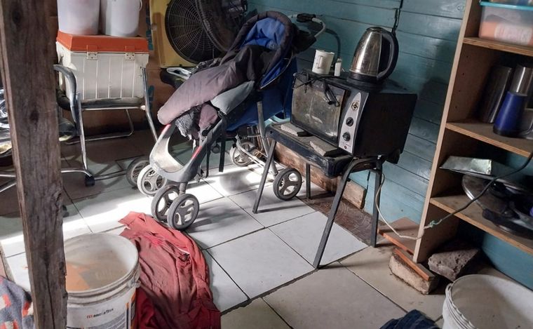 Temporal en Buenos Aires: inundaciones y vecinos evacuados en La Plata.