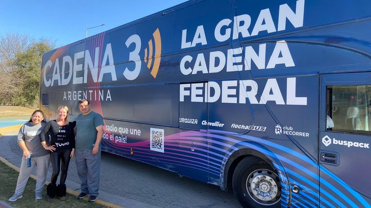 La Cadeneta sigue recorriendo la ciudad repartiendo alegría a todos los vecinos
