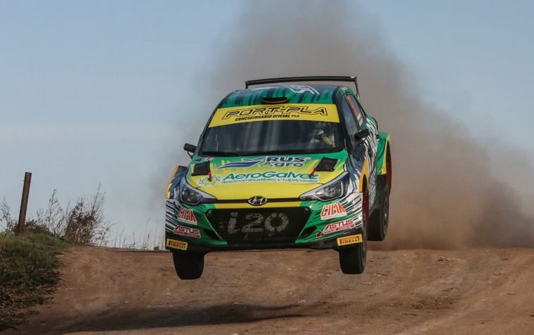 Mario Baldo con el Hyundai domina la general en la mañana del sábado