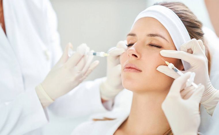 El caso Lotocki y las intervenciones estéticas fueron analizadas en Viva la Radio. 