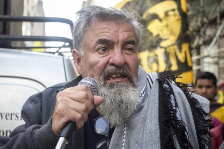 Denunciaron a Raúl Castells por instigar a cometer robos en comercios.