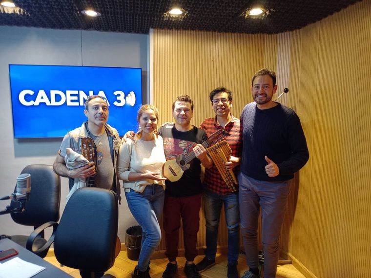 Pachi Herrera y toda la fiesta del “Éxodo Jujeño” en el Comedor Universitario