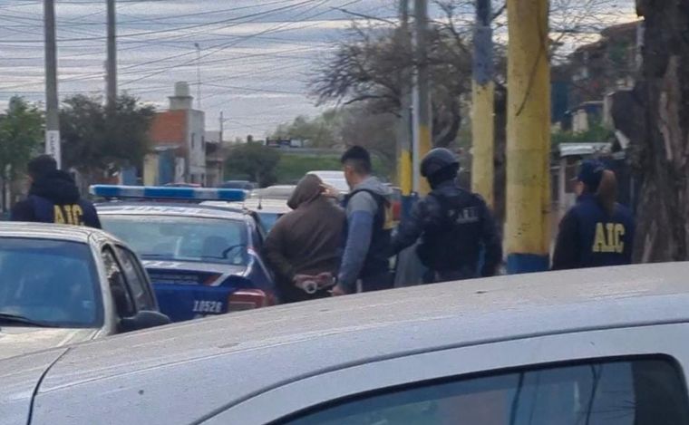FOTO: La AIC lleva preso a Nicolás Moreno.