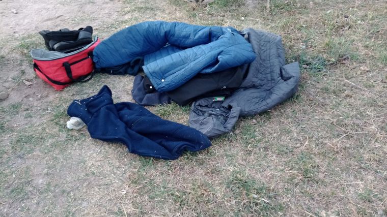 Video: detienen a cinco menores  por robo piraña en un local de ropa en Cosquín