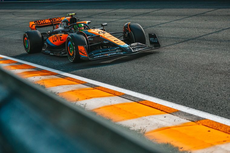 FOTO: Lando Norris puso adelante al McLaren en Zandvoort