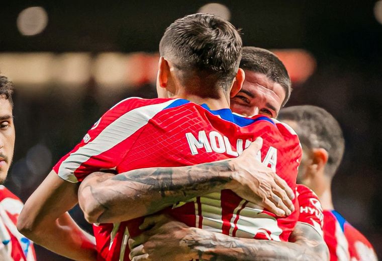 FOTO: Videos: Lautaro, Molina y De Paul participaron en las victorias de sus equipos 