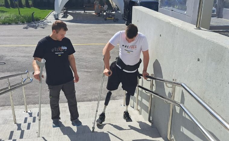 El Centro de Superhumanos de Ucrania ayuda a víctimas de la guerra.