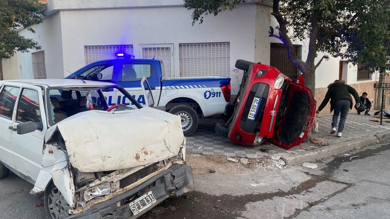 FOTO: Tremendo accidente en Córdoba: tres personas heridas fuera de peligro