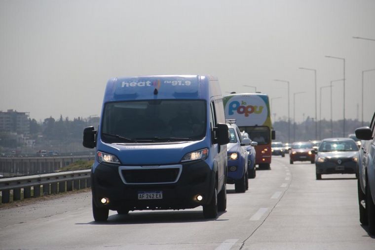 La Gran Cadena Federal, en plena caravana por calles de Córdoba.