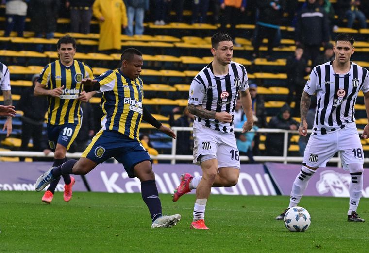El conjunto albiazul cayó ante "El Canalla". 