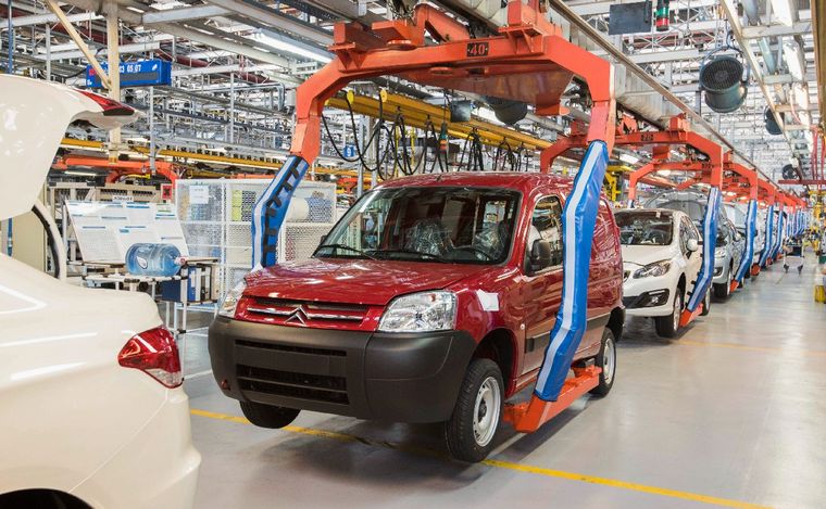 Sector automotriz. (Foto: NA)