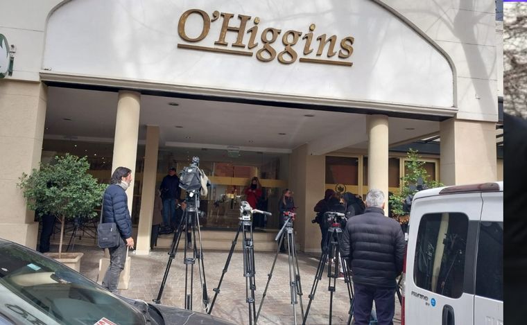 Allegados a Silvina Luna le dan el último adiós.