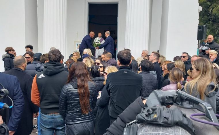 El último adiós a Silvina Luna, en el cementerio de la Chacarita.