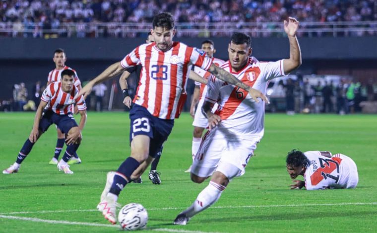 FOTO: Paraguay recibió a Perú en el primer encuentro por las Eliminatorias del Mundial 2026