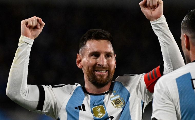 FOTO: El capitán argentino marcó el primer tanto 