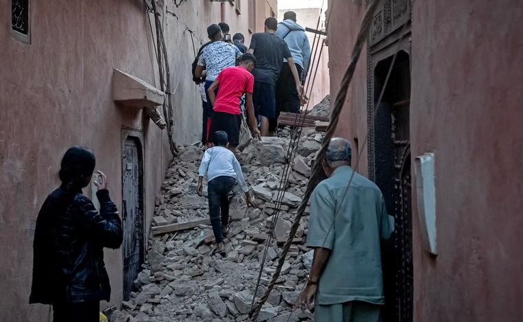 FOTO: El potente terremoto en Marruecos dejó 800 muertos. (Foto: TN)