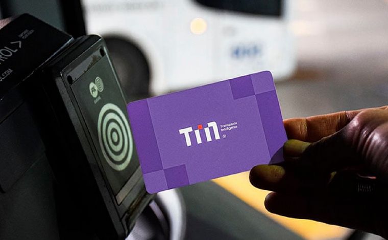 FOTO: La tarjeta TIN es obligatoria para pagar dentro de los colectivos interurbanos.