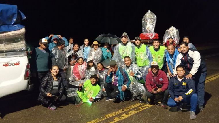 Postales de la peregrinación de fieles por la Virgen del Milagro de Salta