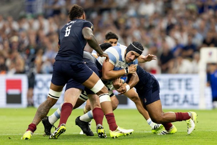 Los Pumas debutaron en el Mundial con una dura derrota ante Inglaterra.