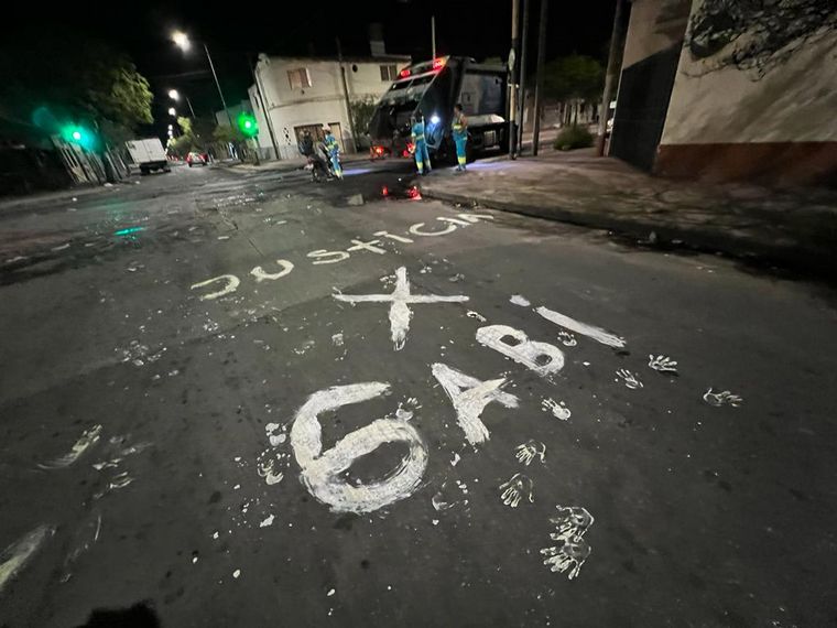 Protesta e incidentes en reclamo de justicia por el crimen de Gabriela Pérez.