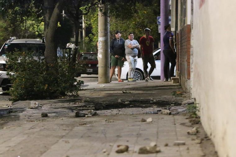 Protesta e incidentes en reclamo de justicia por el crimen de Gabriela Pérez.