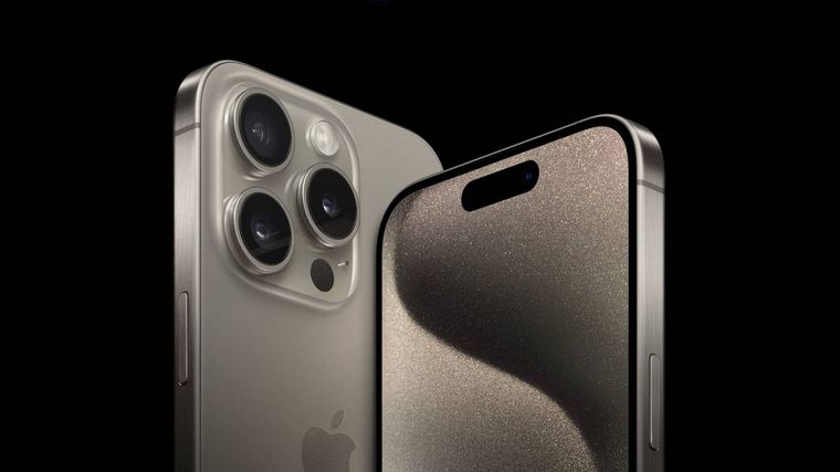 FOTO: Apple presentó su Iphone 15 con cámara de 48 megapíxeles y asistencia vial