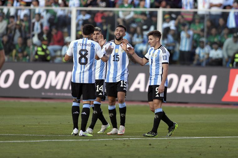 FOTO: Argentina se impuso con contundencia ante Bolivia en La Paz.